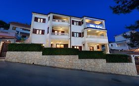Apartments Villa Luxor