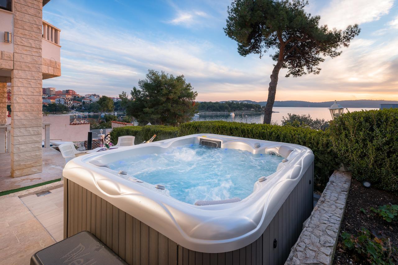Apartments Villa Luxor Trogir Exteriér fotografie